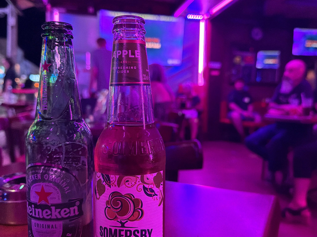 Albertus Bar-阿尔布赞拉必去景点