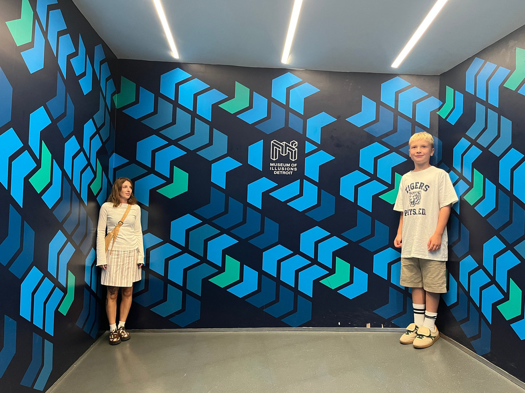 Museum of Illusions