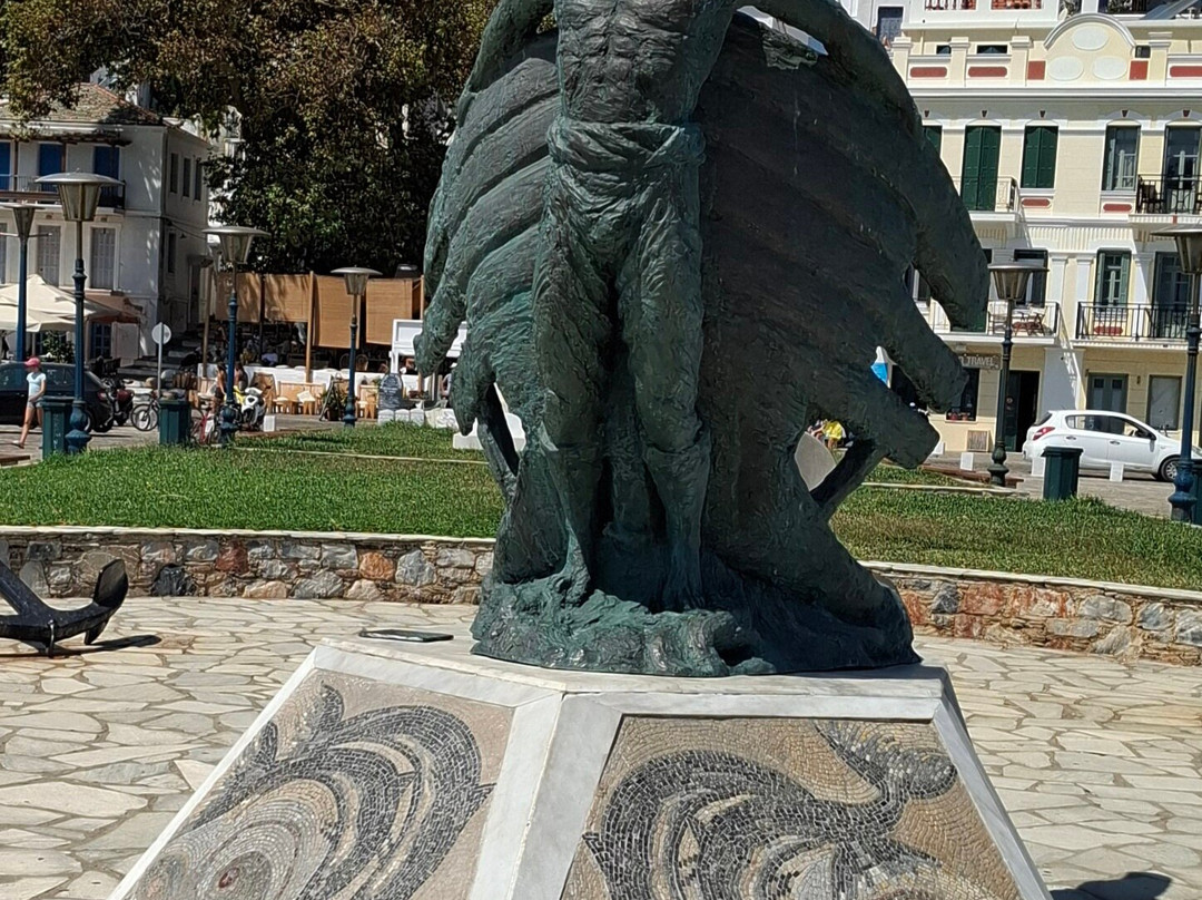 Skopelos Port Pier-Skopelos Town必去景点