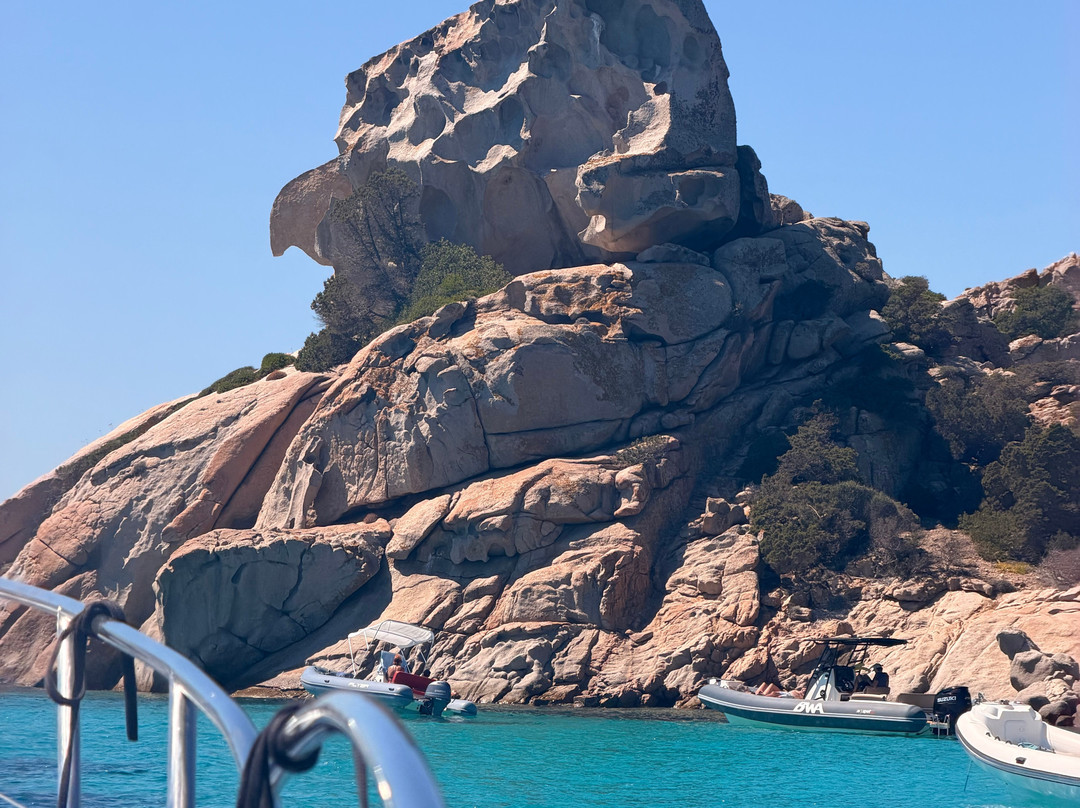 Blue Dream Sardinia Charter & Service-Cannigione必去景点