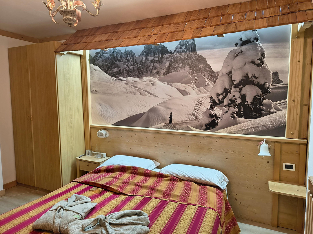 伊甸园旅馆主图