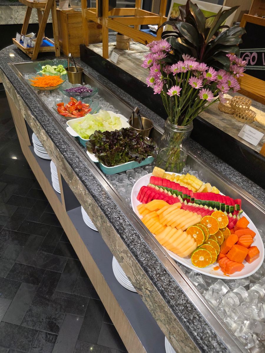 是拉差奥克伍德华庭酒店及酒店公寓-旅行者