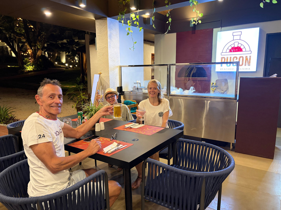 Pugon Beachside Pizzeria