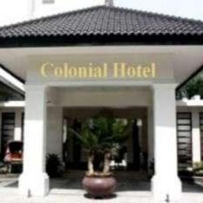 Colonial Hotel Makassar-浴室