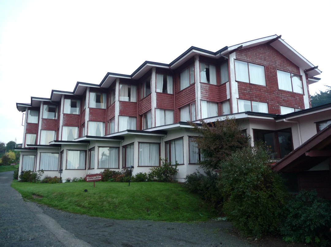 Hotel y Cabanas Los Alerces