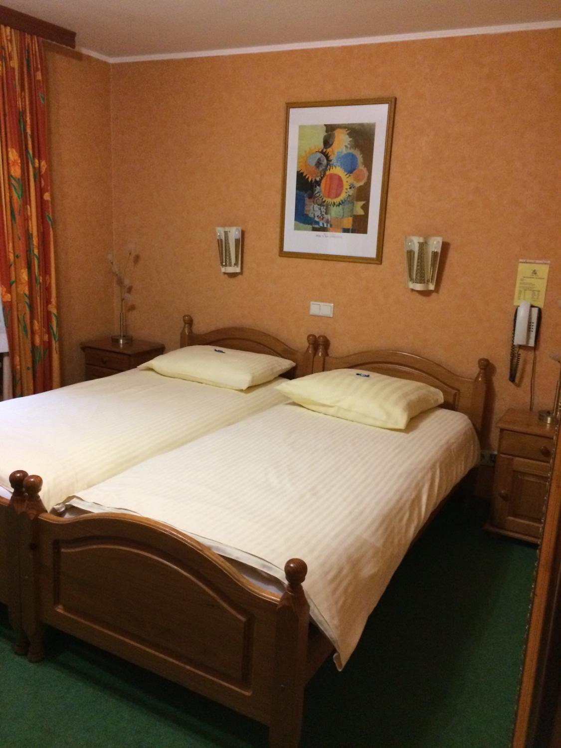 Logis Hostellerie Val Fleuri-官方