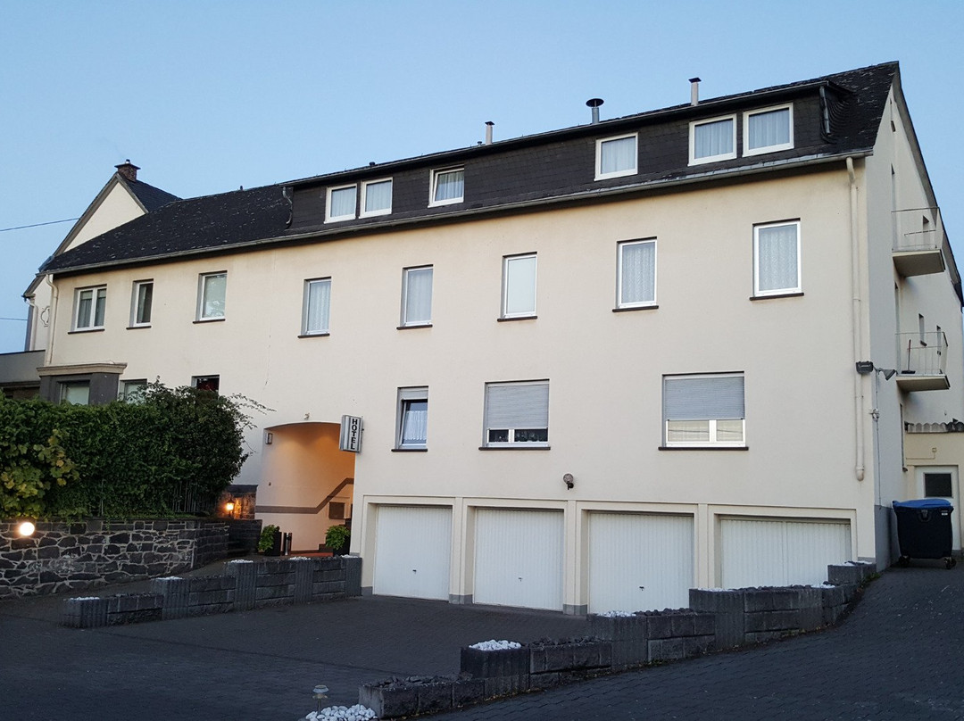 Maria Laach酒店住宿-Hotel Felsenkeller