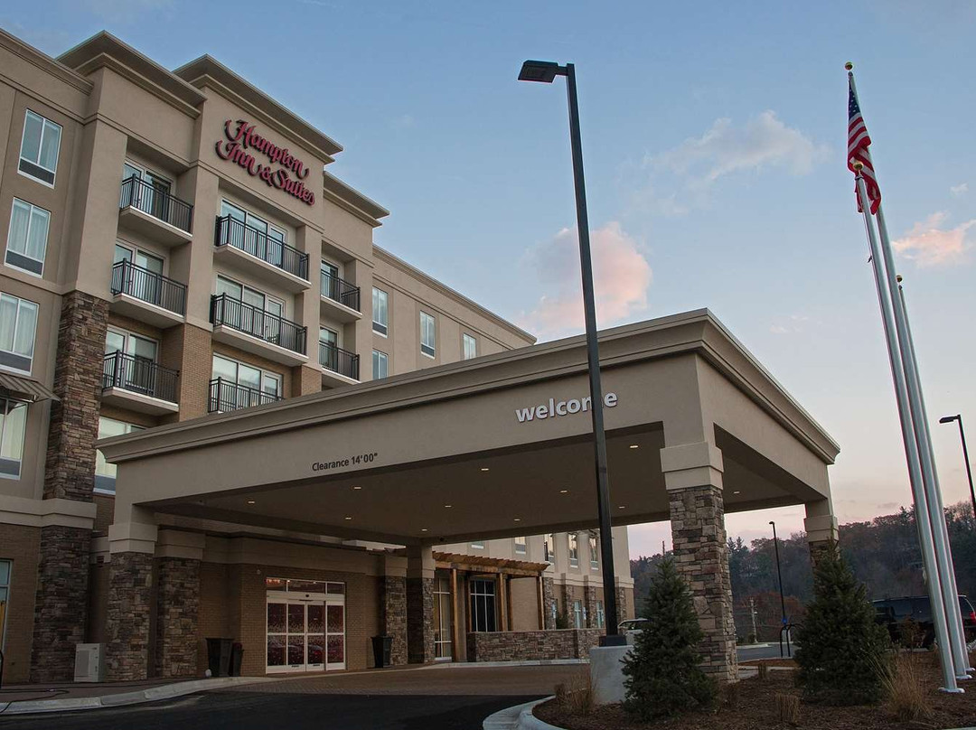 Hampton Inn & Suites Boone主图