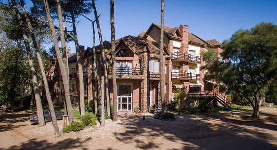 Carilo Palace - Apart Hotel & SPA