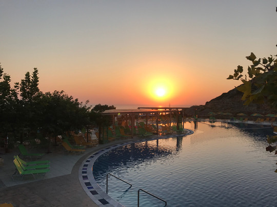 Eri Beach & Village Hotel