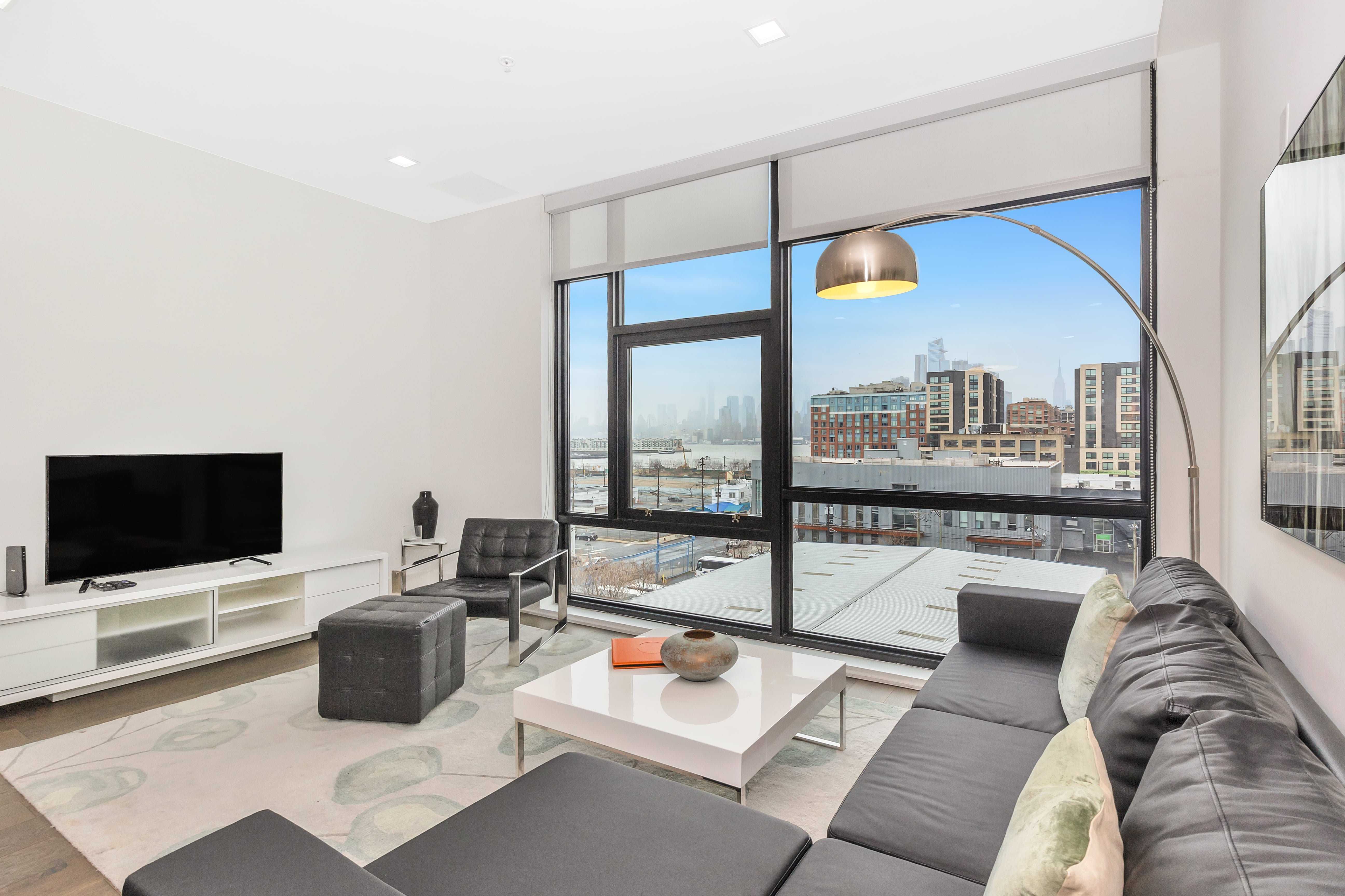 Dharma Home Suites Hoboken at Novia-官方