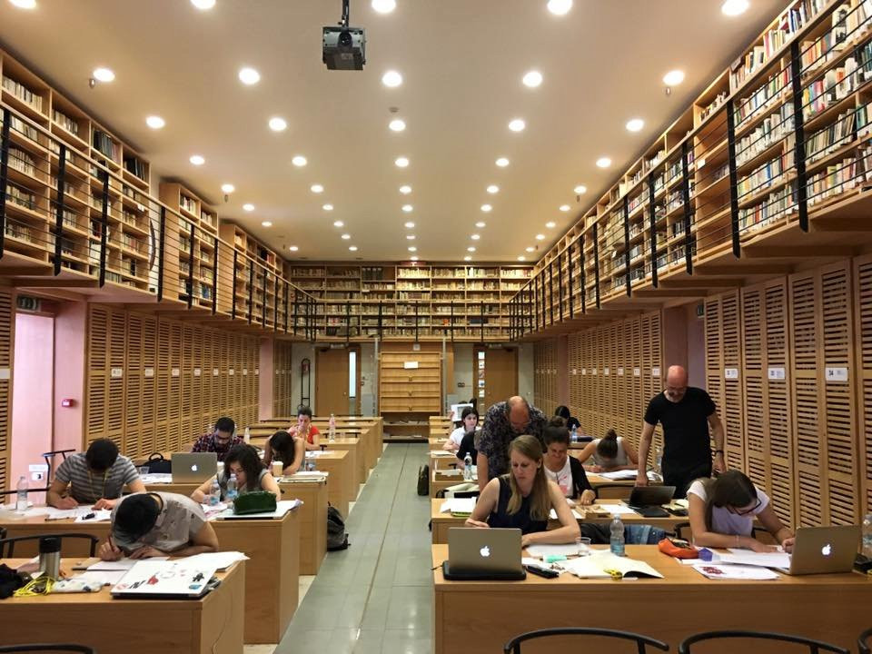 Biblioteca Comunale Manfrediana景点图片