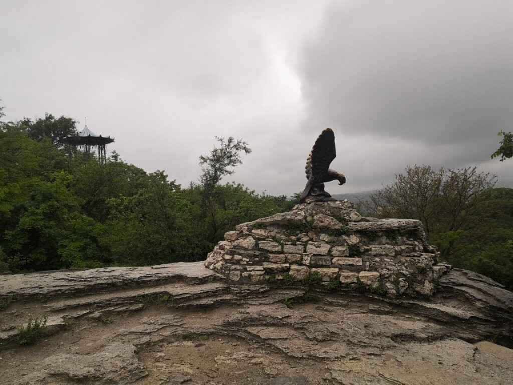 The Eagle Mounument景点图片