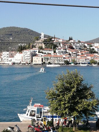 Hotel Papasotiriou主图