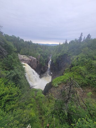Aguasabon Falls & Gorge-Terrace Bay必去景点