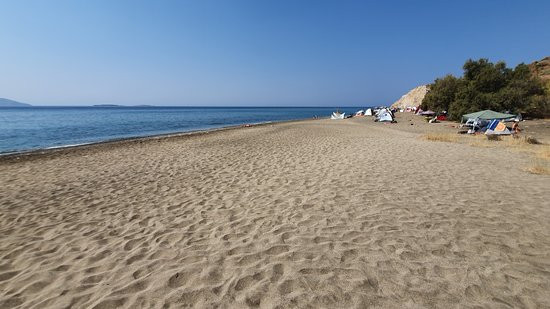 Roukouna Beach-Anafi必去景点