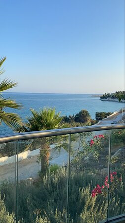 Governor's Beach-Pentakomo必去景点