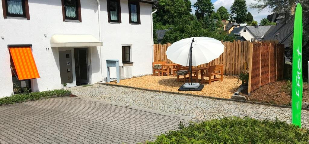 Harra餐馆和美食-Weinhaus Lobenstein