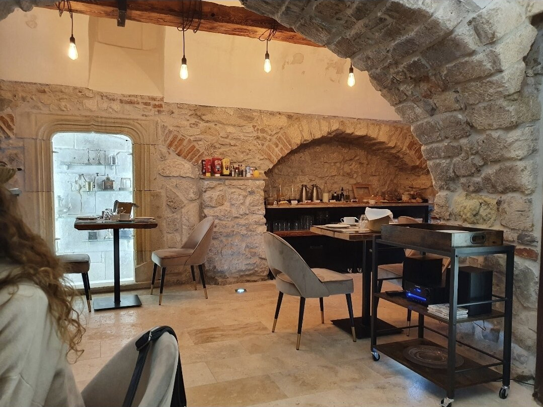 Florand Rooms&Wine