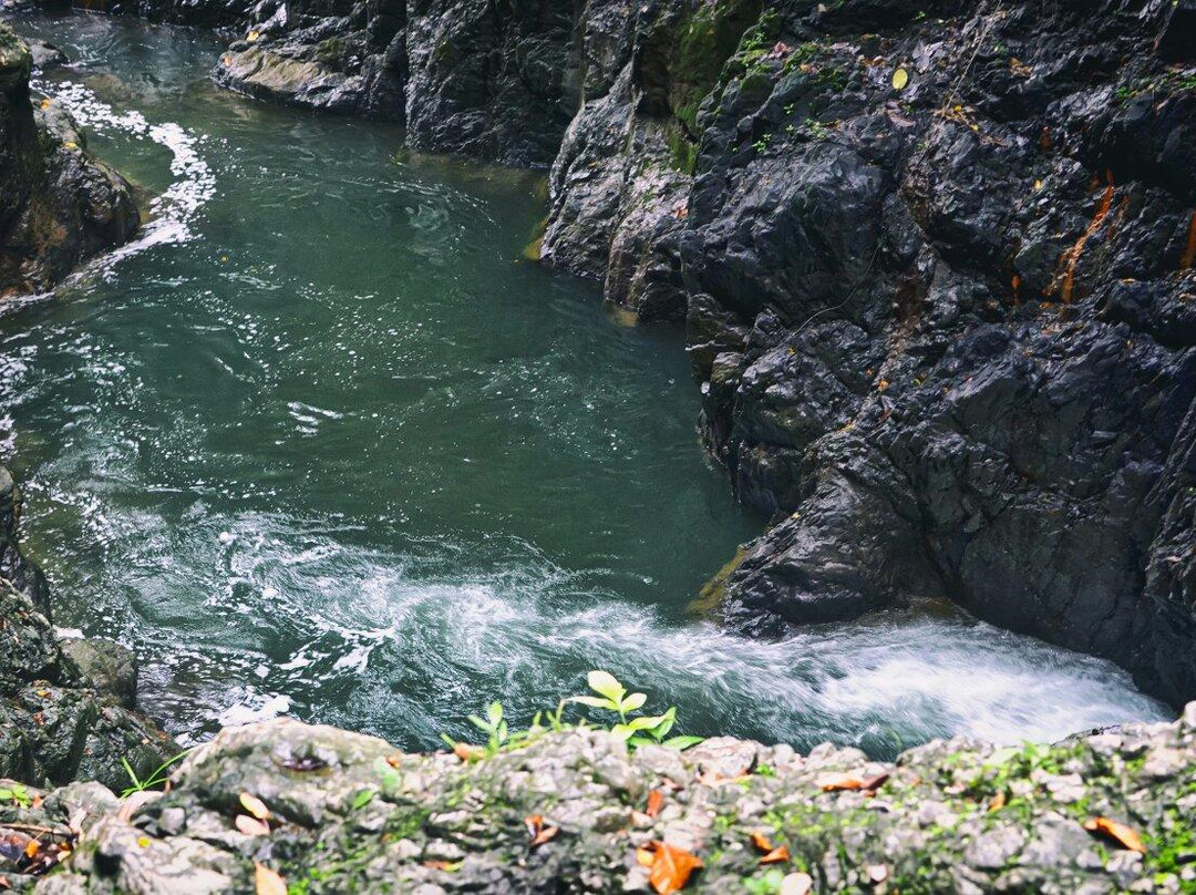Sungkilaw Falls景点图片
