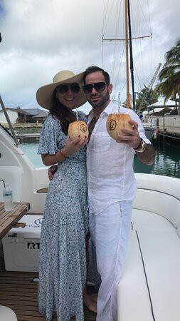 Poseidon Charters-普罗维登西亚莱斯必去景点