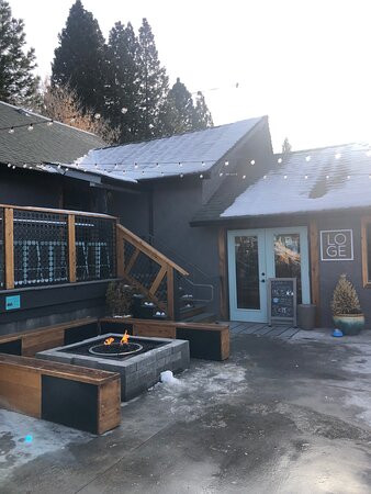 Summit View Inn主图