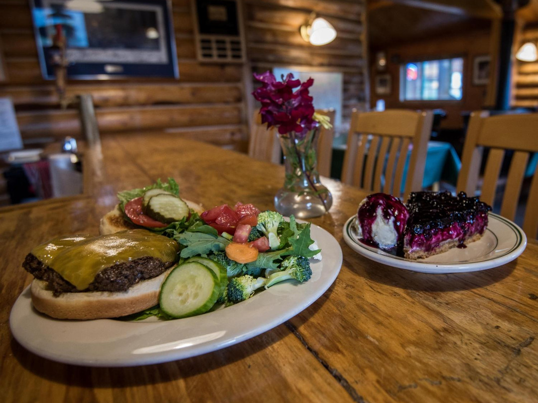 Sheep Mountain Lodge