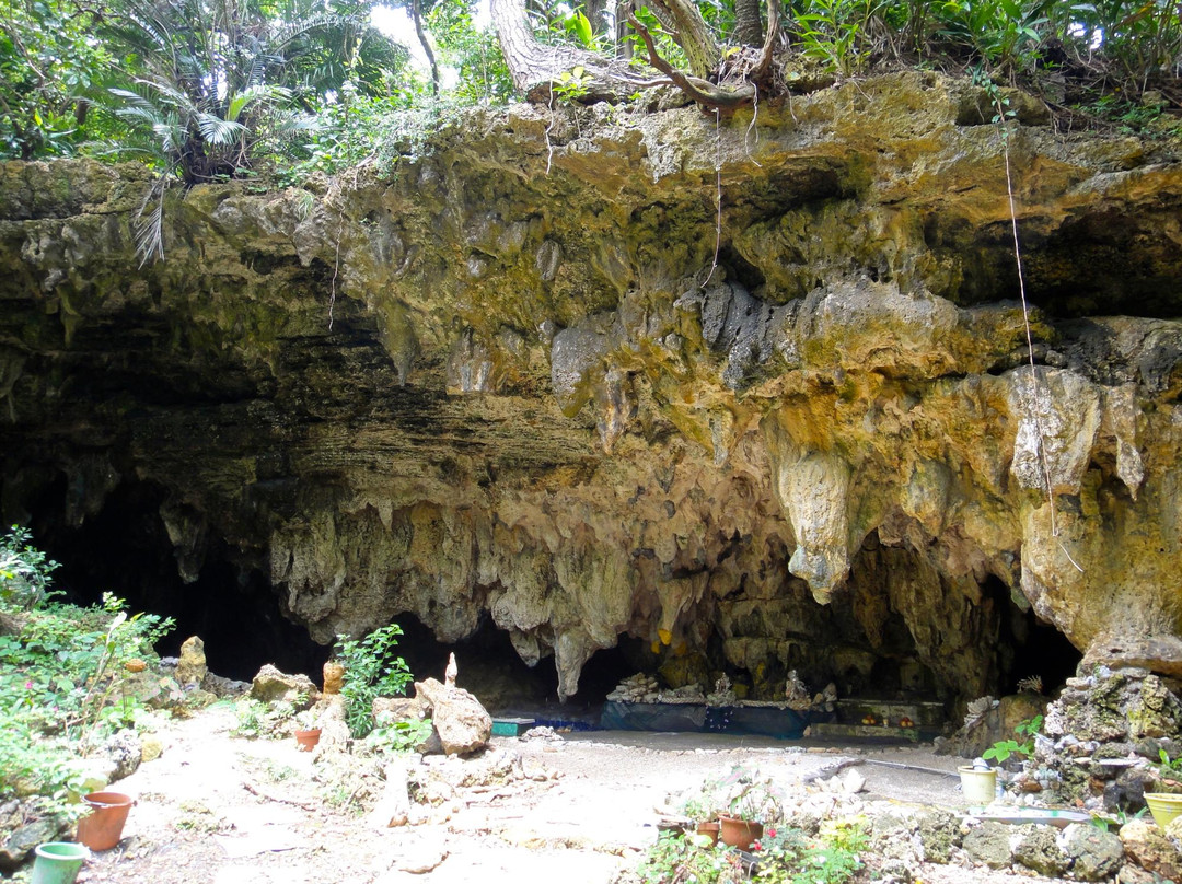 Jyane Caves景点图片