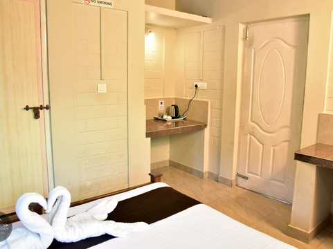 OYO 11685 Mangosteen Holidays