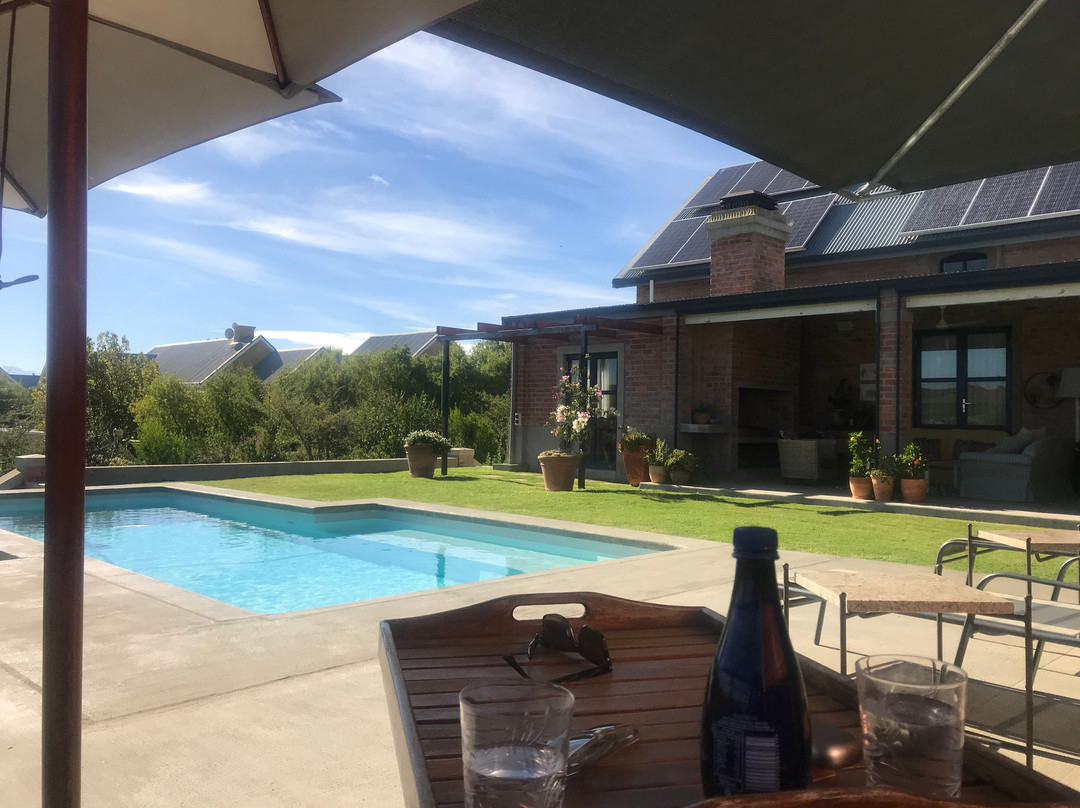 Vineyard Views Country House主图