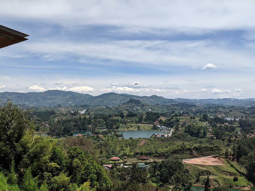 Statue of Don Luis Eduardo Villegas Lopez-Guatape必去景点