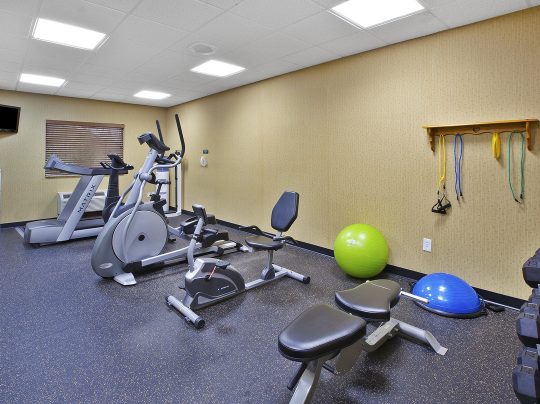 Holiday Inn Express Irwin (PA Tpk Exit 67) by IHG主图
