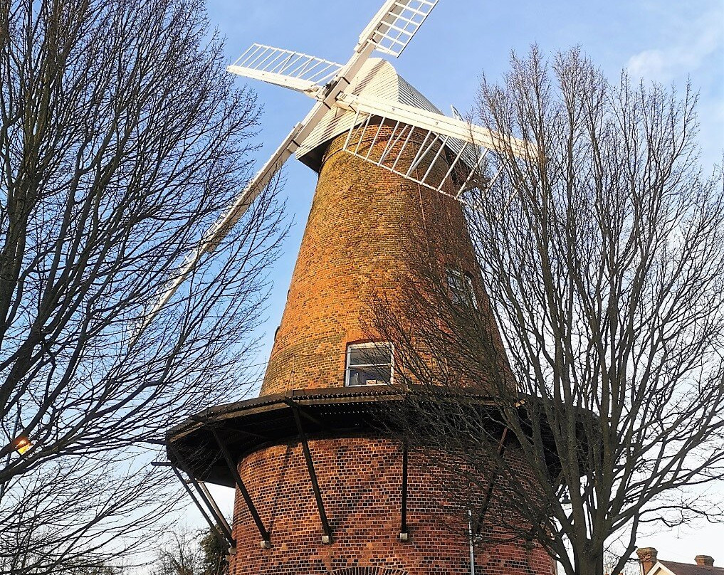 Rayleigh Windmill景点图片