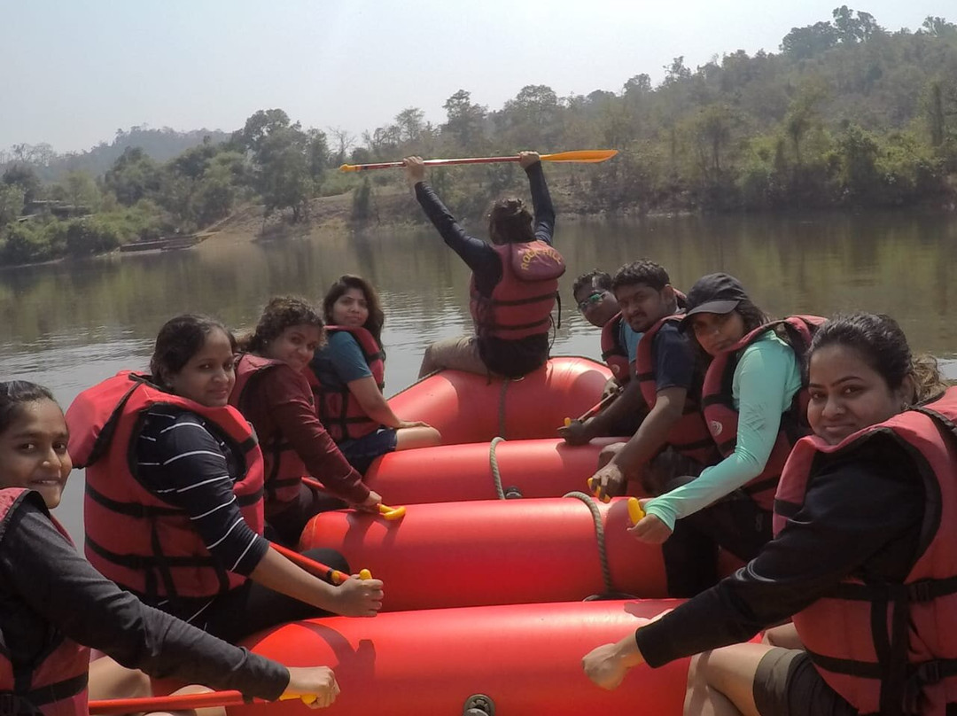 TripPlatform.com's Rafting at Kolad Day Package景点图片