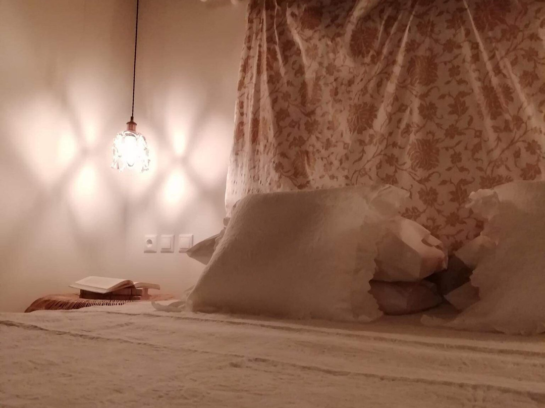 Elefthia Syros主图