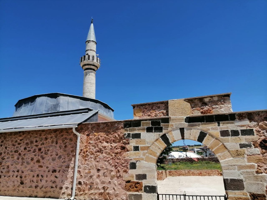 Tarihi Alacahan Osmanlı Camii-Kangal必去景点