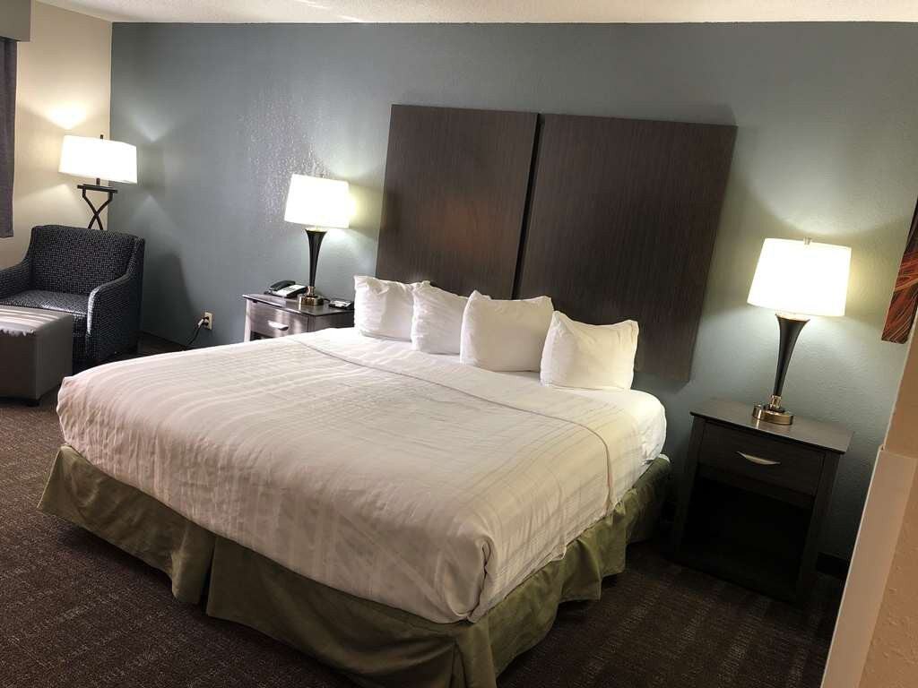 Baymont by Wyndham Chester IL主图