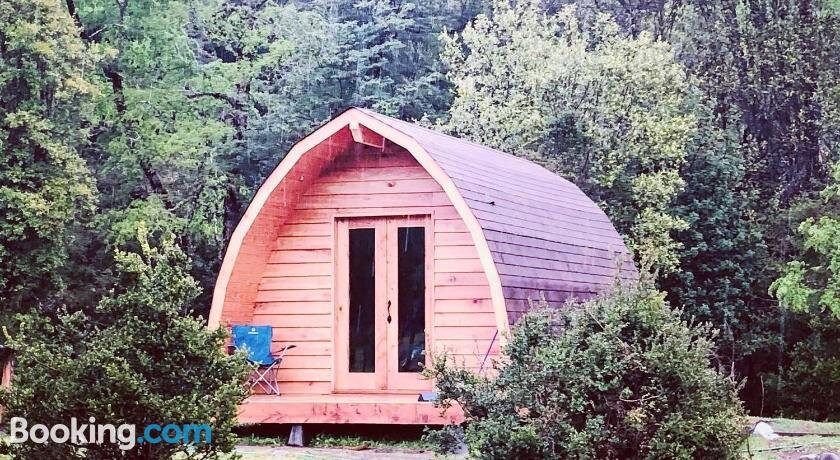 Glamping Pods Saltos Pocolpén