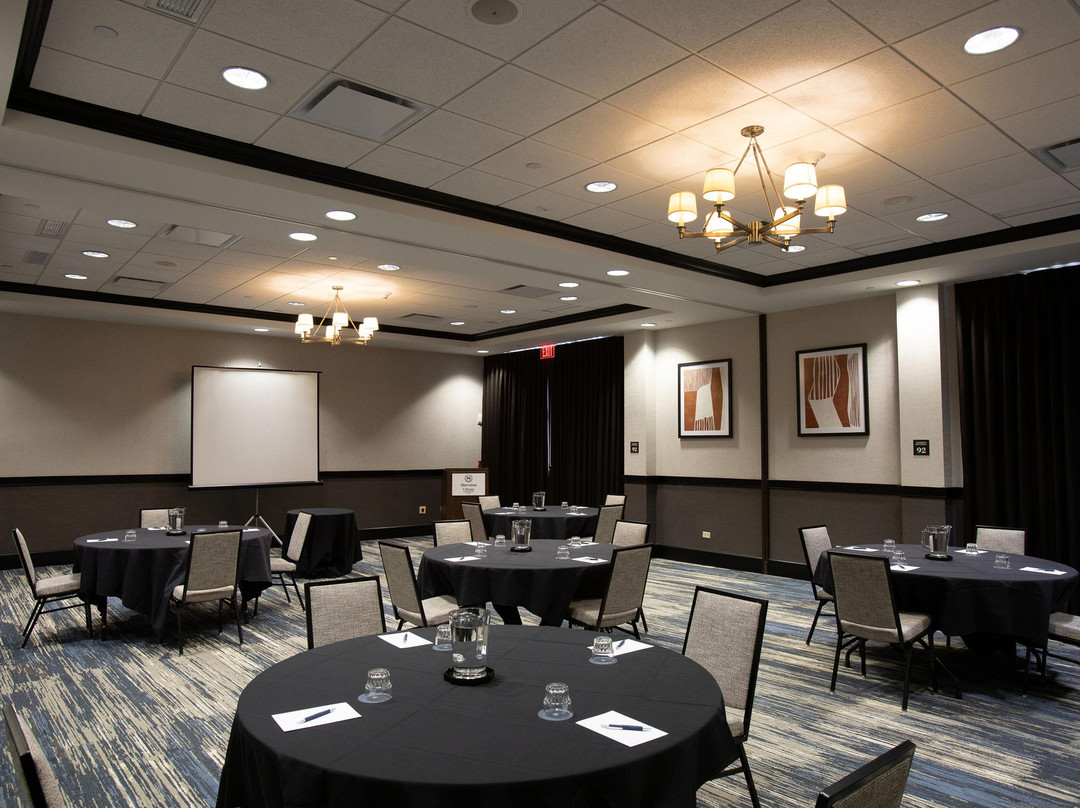Sheraton Chicago Northbrook Hotel主图