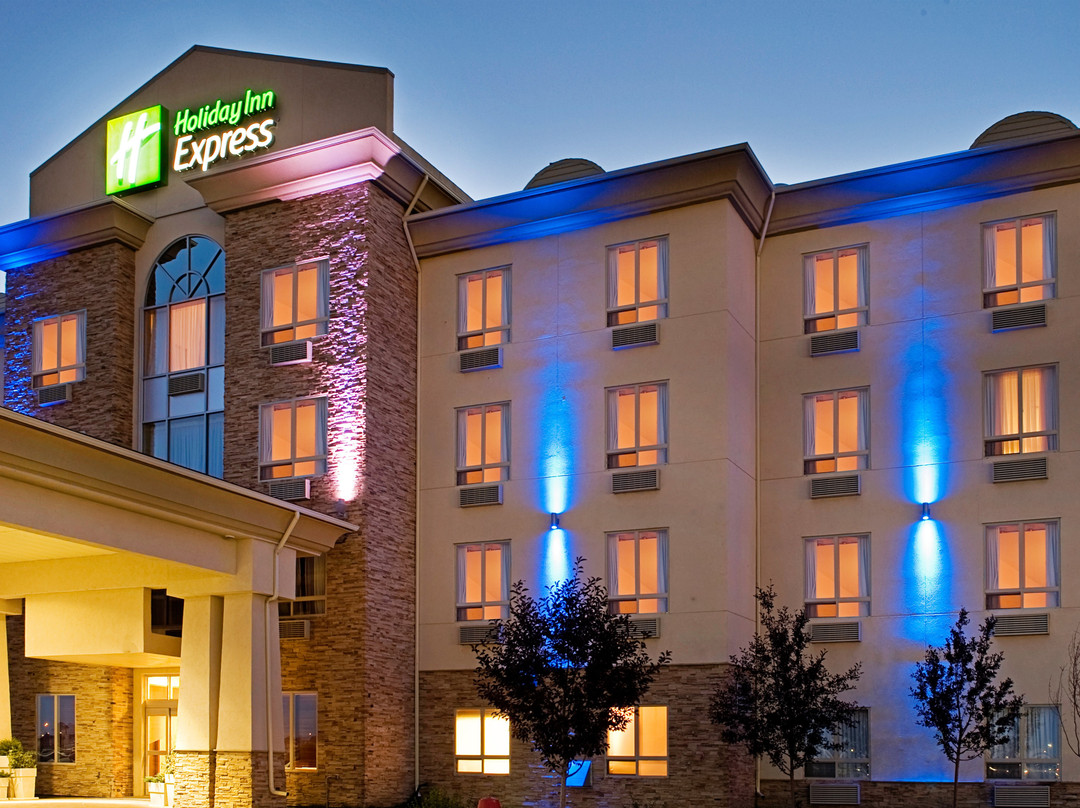 Holiday Inn Express 大草原城主图