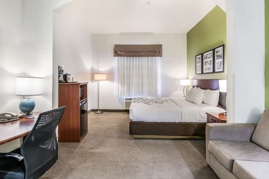 Sleep Inn & Suites主图