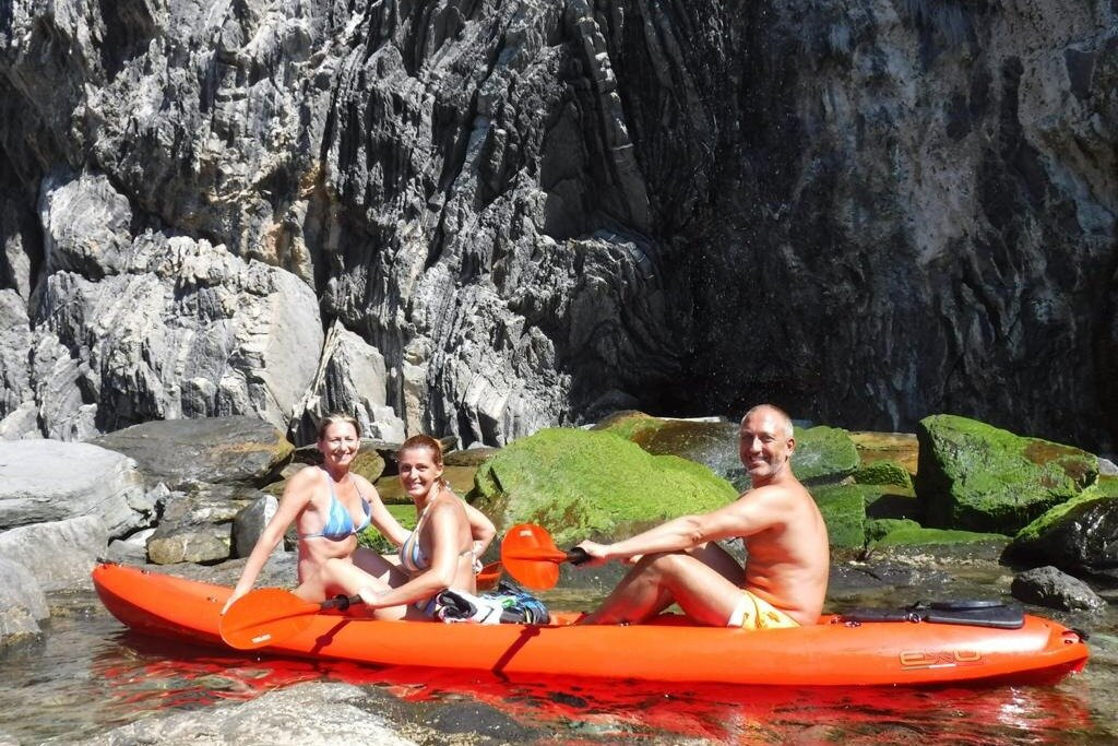 Carnassa Cinque Terre Kayak Tour / Monterosso E-Bike Experience-滨海蒙特罗梭必去景点