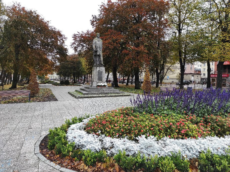 Monument of Henryk Sienkiewicz in Słupsk景点图片