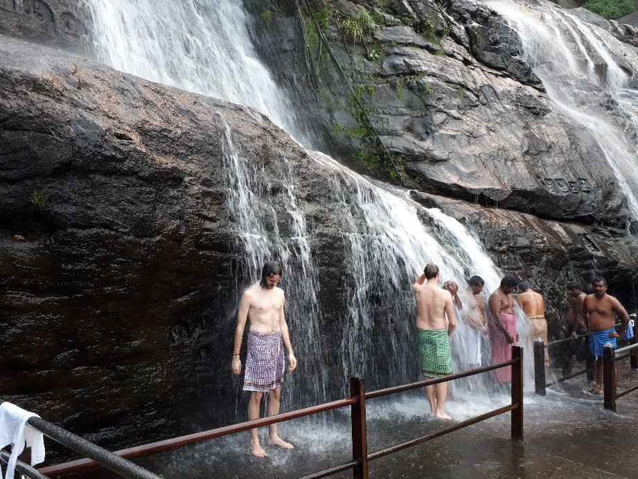 Coutrallam Water Falls From South Tamil Nadu景点图片