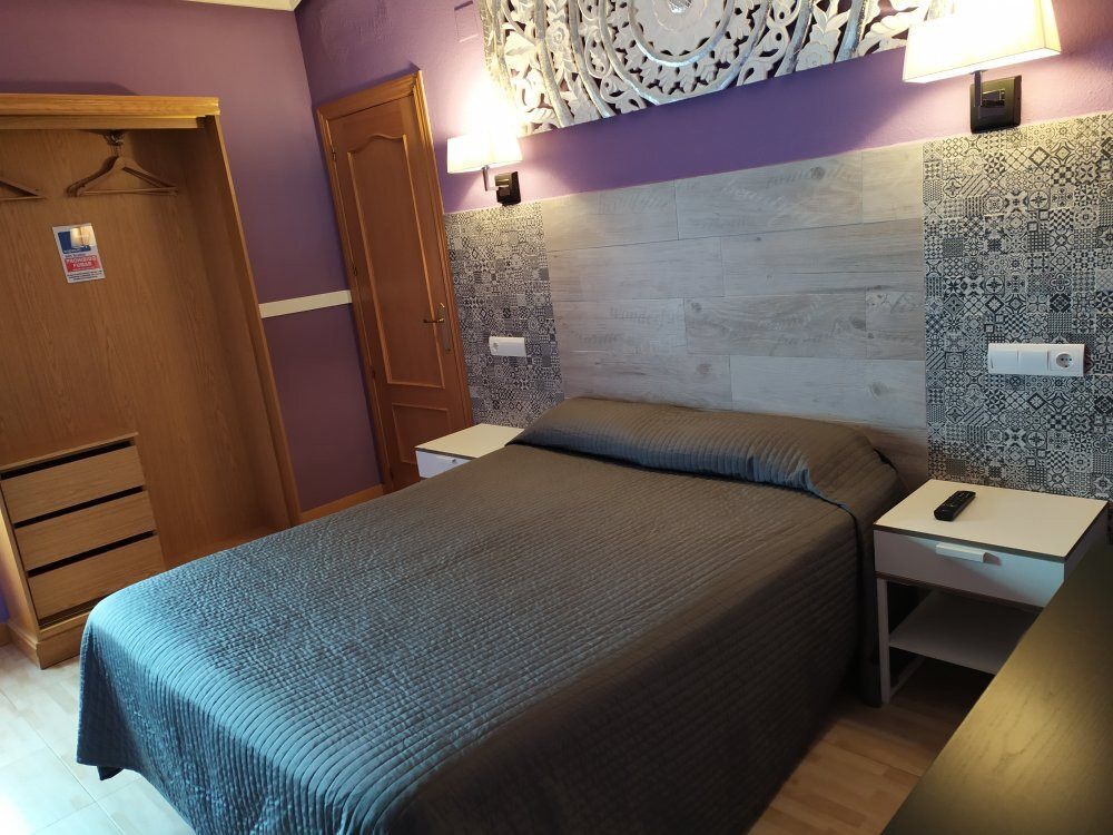 Hostal Las Abadias主图