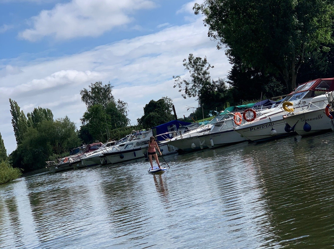 River Medway Canoes-梅德斯通必去景点