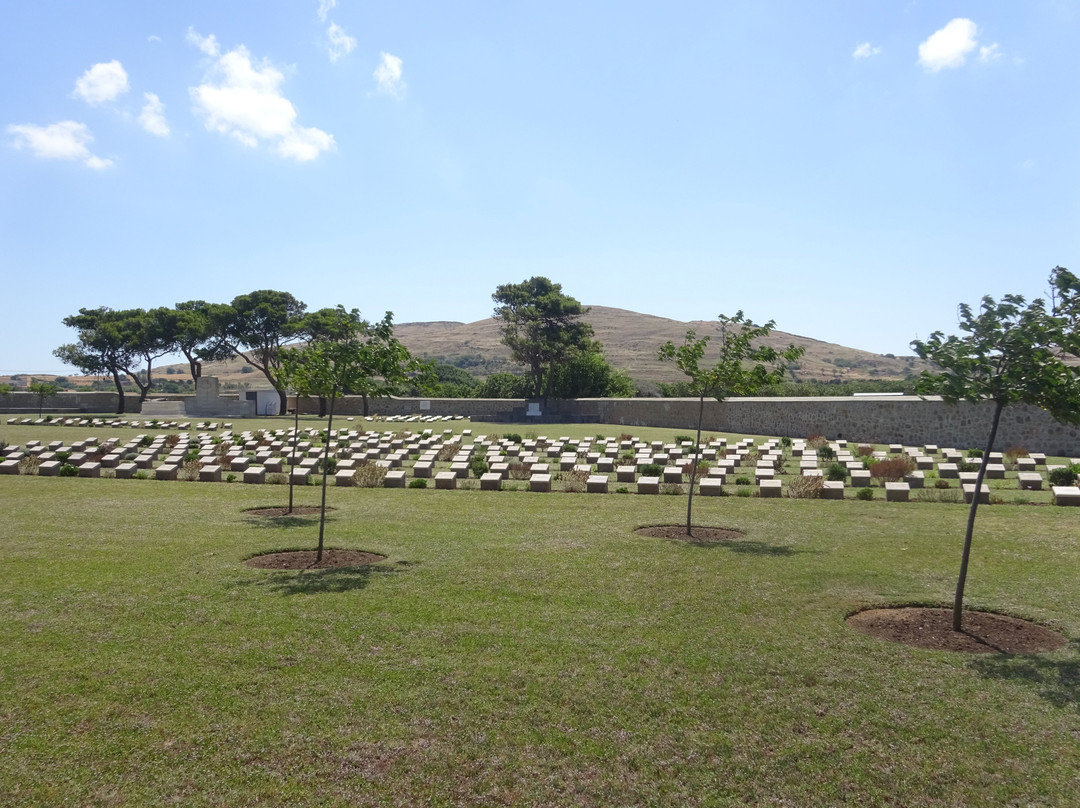 East Moudros Military Cemetery景点图片