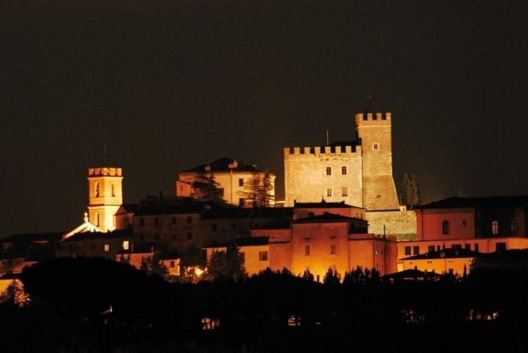 Cassero e Torre Panoramica Manciano景点图片