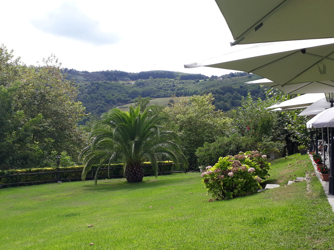 Les Jardins De Bakea主图