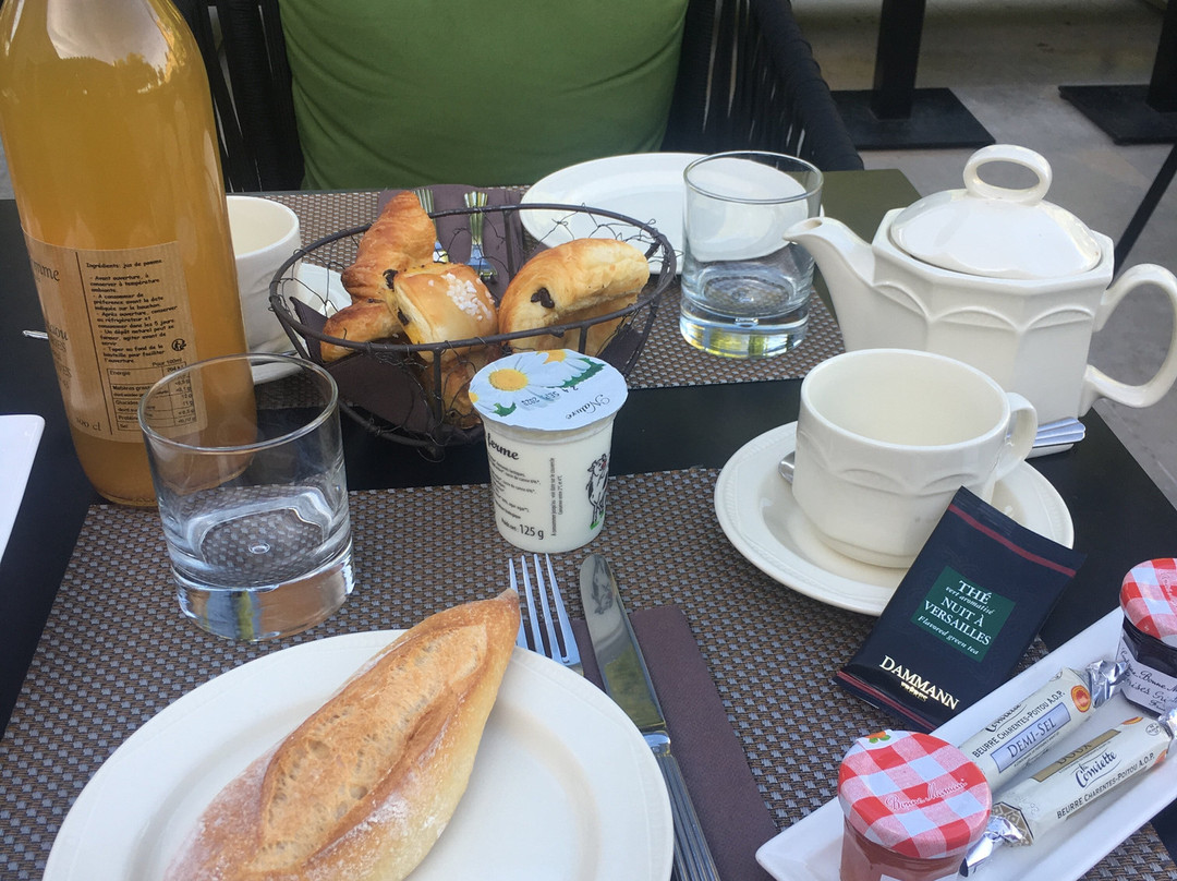 Hotel Montmorency Cité Médiévale主图